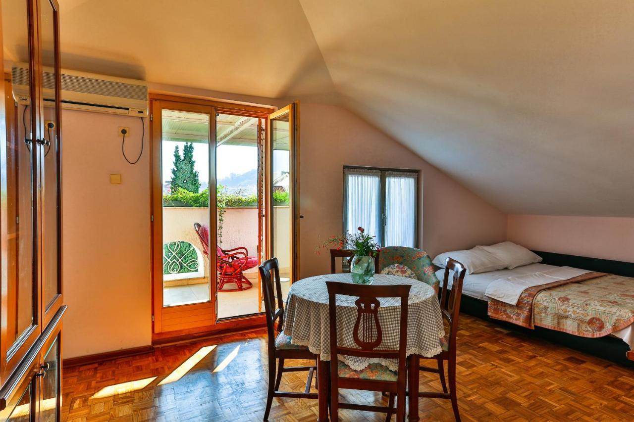 Villa Velzon Guesthouse Budva Bagian luar foto